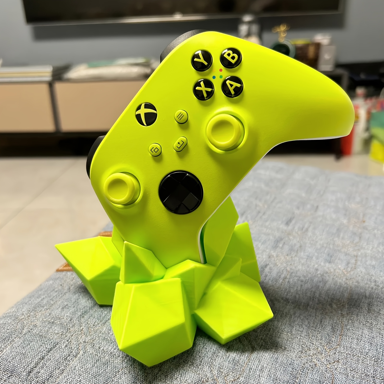 3D Printed Crystal Game Contro - огляд і ціна Desk Setup Gaming