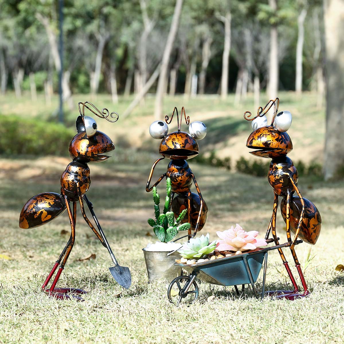 Ants Sculpture Cartoon Ants Ga - огляд і ціна Desk Setup Plant
