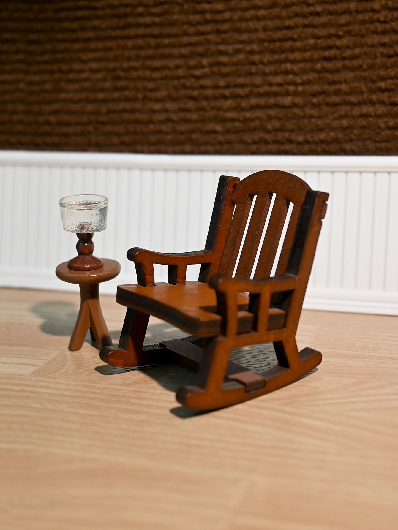 Miniature Rocking Chair, Minia - огляд і ціна Desk Setup Desk